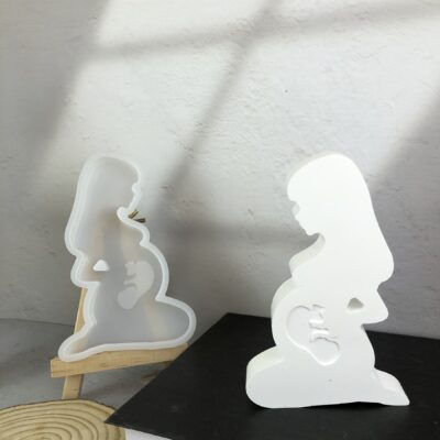 Mother’s mold قالب الأمومة