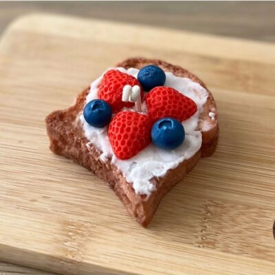 Toast Candle Mold قالب الشمعة بشكل التوست